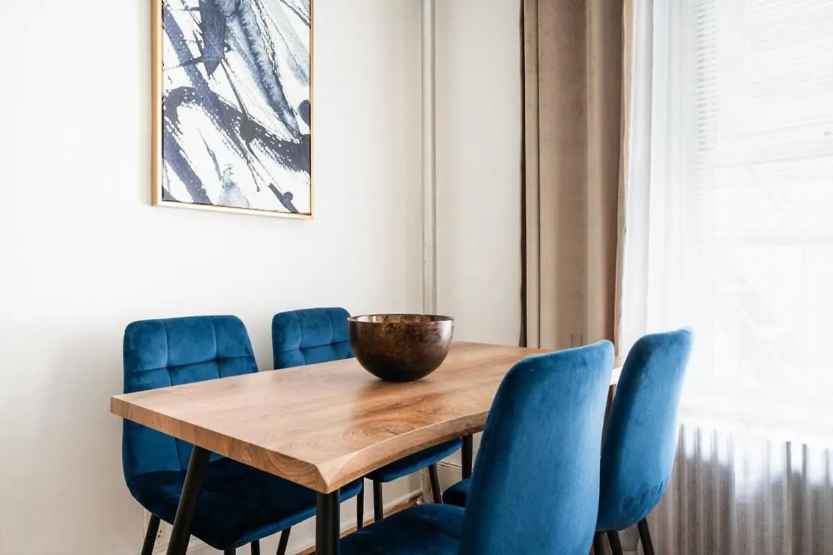 61-2C Prime Ues 2Br Newly Furnished Best Value 纽约 美国
